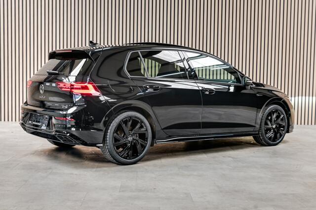 Volkswagen GOLF 1.5 eTSI R-Line ACC|HarmanKardon|Matrix|Pano