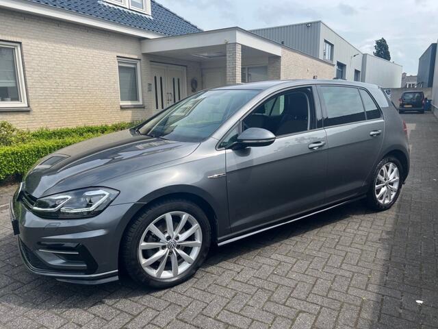 Volkswagen GOLF 1.4 TSI HL BNS R NAVI PDC V+A XENON LED