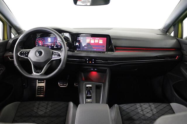 Volkswagen GOLF 1.5 eTSI R-Line Business+