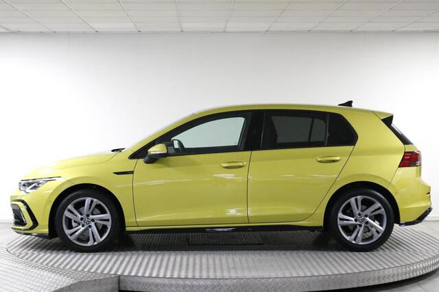 Volkswagen GOLF 1.5 eTSI R-Line Business+