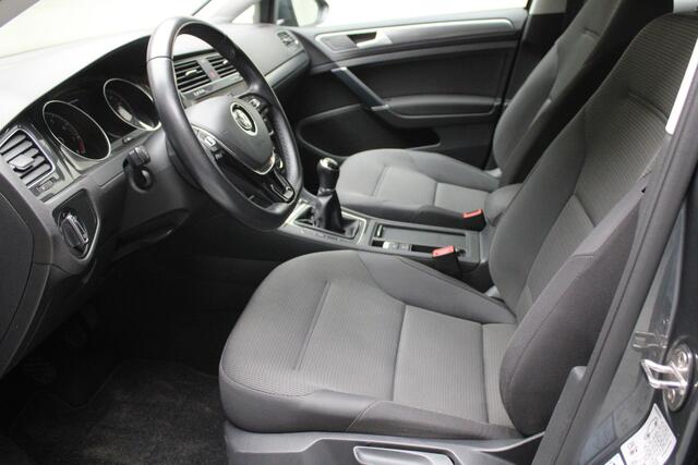 Volkswagen GOLF Variant 1.0 TSI Comfortline | climate control | pdc v/a | navigatie fullmap | carplay | cruise control adaptief | radio cd