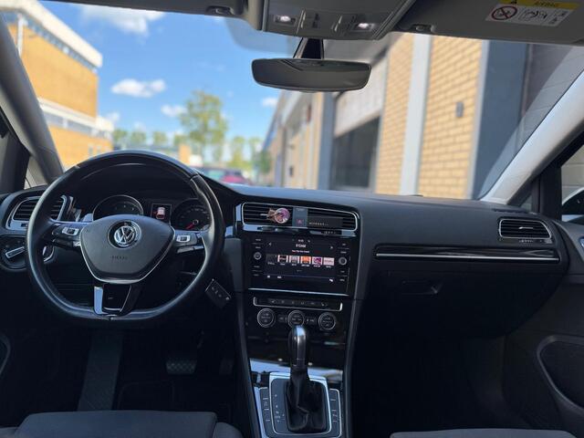 Volkswagen GOLF 1.5 TSI Highline Business R