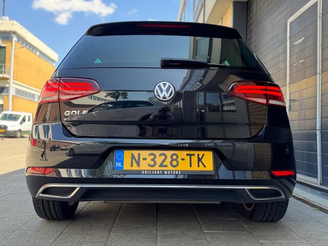 Volkswagen GOLF 1.5 TSI Highline Business R