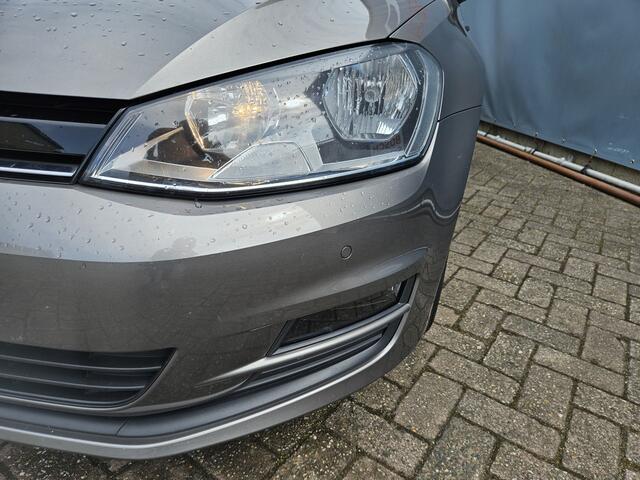 Volkswagen GOLF Variant 1.0 TSI Connected NAVI TEL LM PDC CC