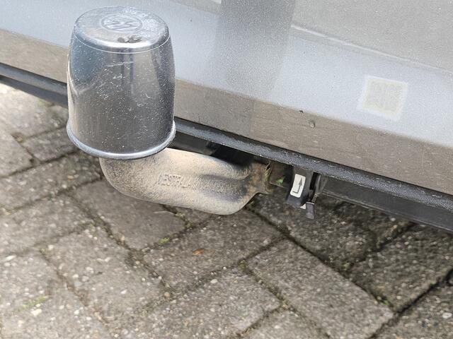 Volkswagen GOLF Variant 1.0 TSI Connected NAVI TEL LM PDC CC