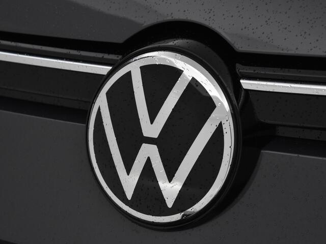 Volkswagen GOLF Variant 1.0 eTSI 110pk DSG Life · Camera · Inklap. Trekhaak · Apple/Android Car Play · ACC · Sfeerverlichting · Navigatie · Verkeersbord Detectie · Garantie t/m 20-01-2027 of 100.000km