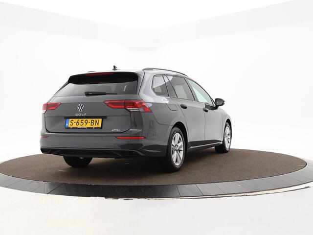 Volkswagen GOLF Variant 1.0 eTSI 110pk DSG Life · Camera · Inklap. Trekhaak · Apple/Android Car Play · ACC · Sfeerverlichting · Navigatie · Verkeersbord Detectie · Garantie t/m 20-01-2027 of 100.000km