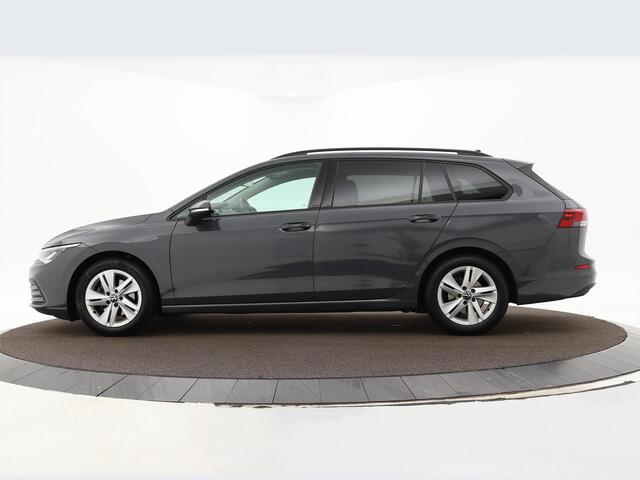 Volkswagen GOLF Variant 1.0 eTSI 110pk DSG Life · Camera · Inklap. Trekhaak · Apple/Android Car Play · ACC · Sfeerverlichting · Navigatie · Verkeersbord Detectie · Garantie t/m 20-01-2027 of 100.000km