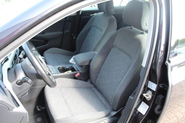 Volkswagen GOLF Variant 1.0 TSI Life
