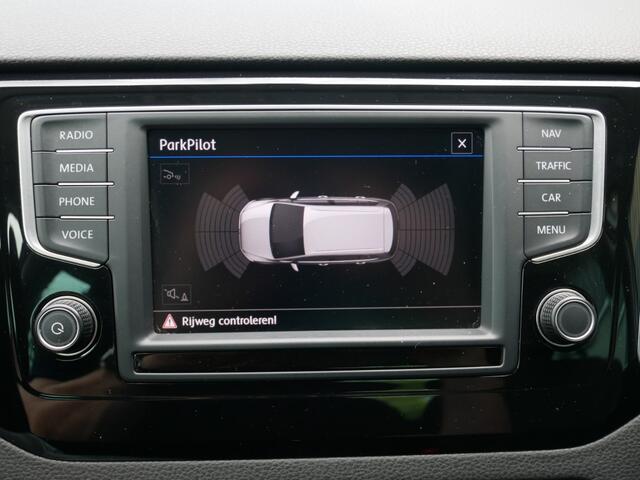 Volkswagen GOLF 1.4 TSI HIGHL - R-LINE **Clima//Navi//Lm **