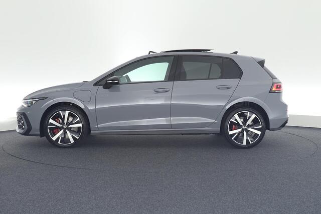 Volkswagen GOLF 1.5 272pk eHybrid GTE Trekhaak 360Camera Head-Up Panoramadak Keyless Navigatie