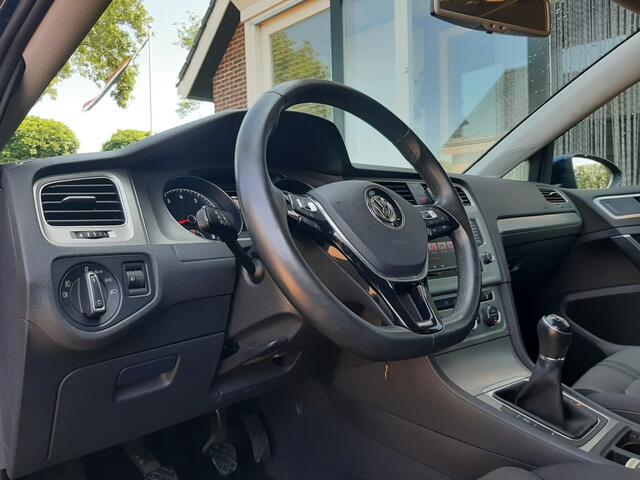 Volkswagen GOLF 1.0 TSi 115pk BMT !!44.000km!! Airco Cruise-control Navigatie Bluetooth
