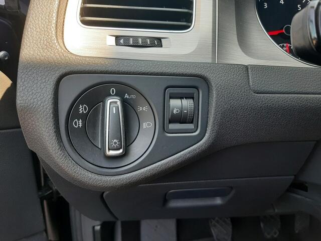 Volkswagen GOLF 1.0 TSi 115pk BMT !!44.000km!! Airco Cruise-control Navigatie Bluetooth