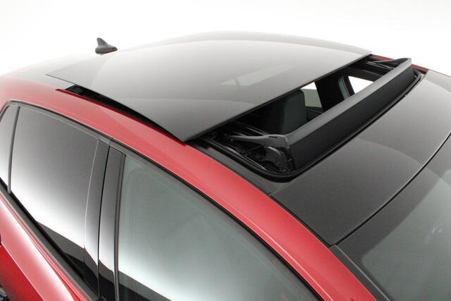 Volkswagen GOLF 1.5 272pk eHybrid GTE Trekhaak 360Camera Head-Up Panoramadak Keyless Navigatie