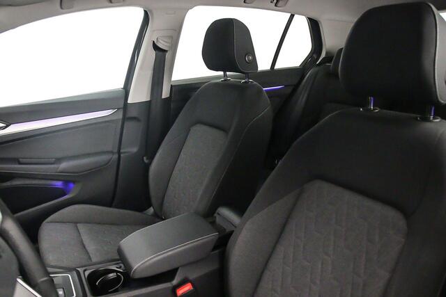 Volkswagen GOLF Life Edition 1.5 TSI eHybrid 204pk DSG Automaat Adaptive cruise control, Navigatie, LED verlichting, Achteruitrijcamera, App connect, Parkeersensoren, Airco, DAB, Radio