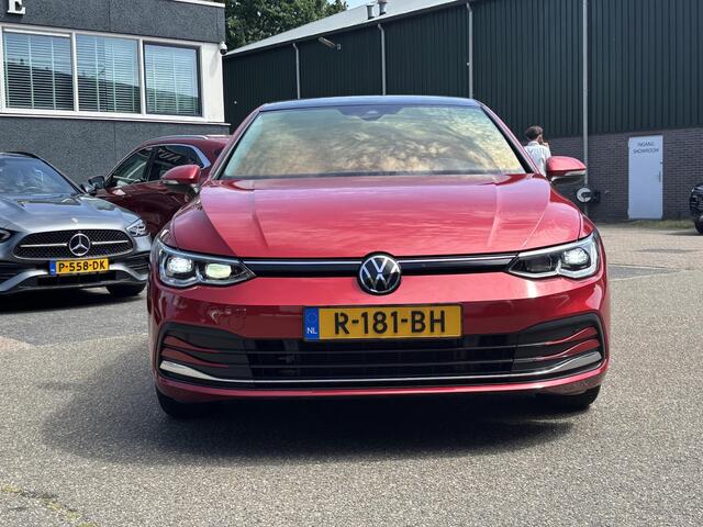 Volkswagen GOLF 1.0 eTSI Life PANORAMADAK | ADD. CRUISE | VIRTUAL DASH | NAVIGATIE | RIJKLAARPRIJS incl. 12mnd BOVAG