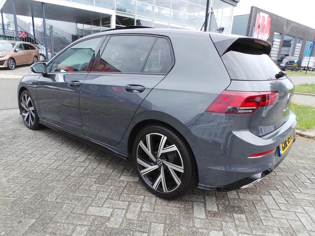 Volkswagen GOLF 1.5 eTSI R-Line Pano,Dodehoek,Stoelverw Airco,Cruise,Navigatie,18"Lmv