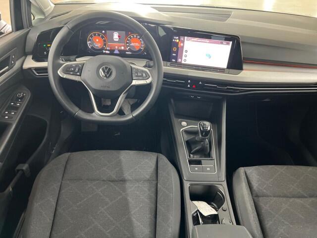 Volkswagen GOLF 1.0 TSI 110pk Life | Navigatie | App Connect | Parkeersensoren