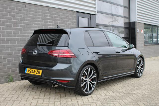 Volkswagen GOLF 2.0 TSI GTI / Panoramadak / Stoelverwarming