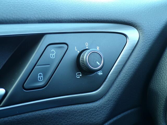 Volkswagen GOLF 1.0 TSI Comfortline Business, Carplay + Android Auto / ErgoActive / Camera + Sensoren / Adaptive Cruise