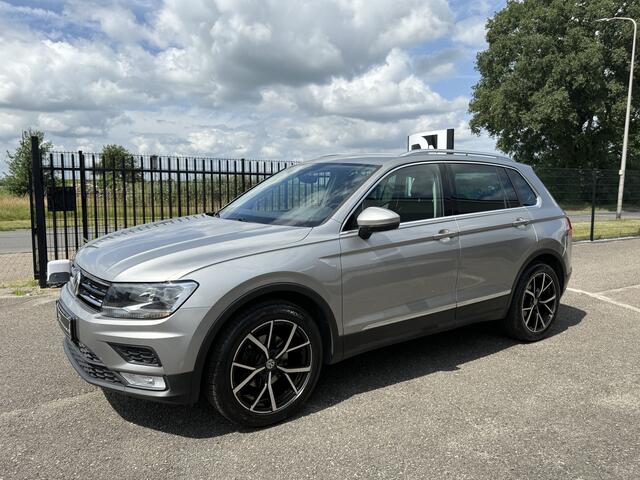 Volkswagen GOLF 1.4 TSI ACT Comfort Media|Clima|Cruis|PDC Grijs