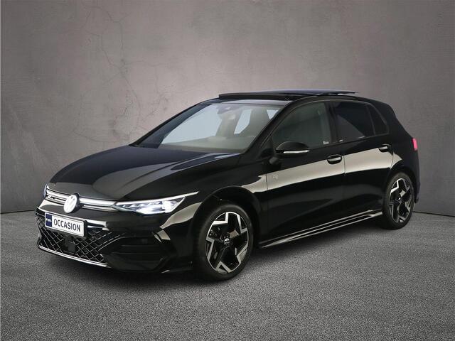 Volkswagen GOLF R-Line Edition 1.5 eTSI 150pk DSG Automaat Panoramadak, Harman Kardon audio, Adaptive cruise control, LED matrix koplampen, Achteruitrijcamera, Navigatie