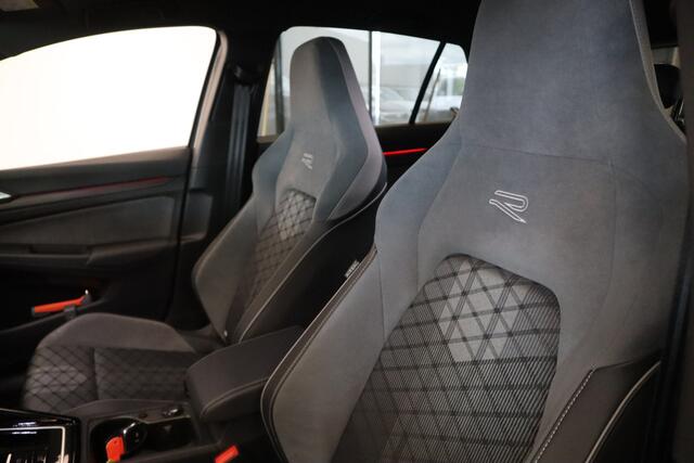 Volkswagen GOLF 1.5 eTSI R-Line 2x Sfeerverlichting Full-led Adaptive-Cruise