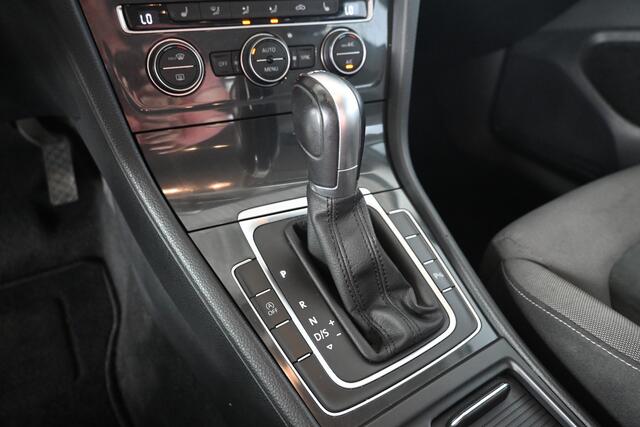 Volkswagen GOLF Variant 1.0 TSI Comfortline Business Automaat Clima Navigatie Massagestoel Inruil Mogelijk!