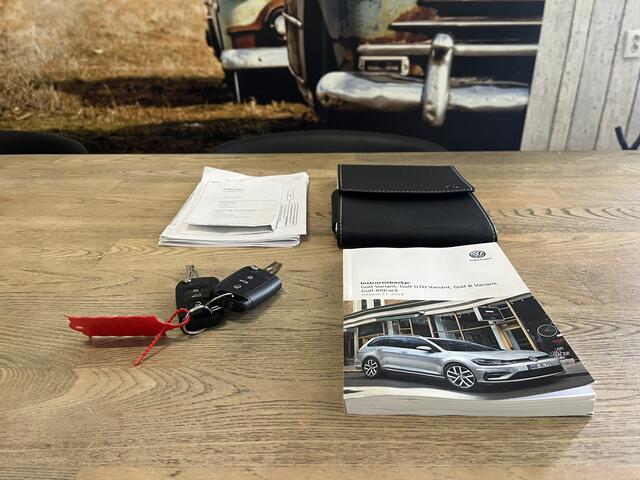 Volkswagen GOLF Variant 1.6 TDI Comfortline ADAPT CRUISE MASSAGE STOEL LED NAVI ECC