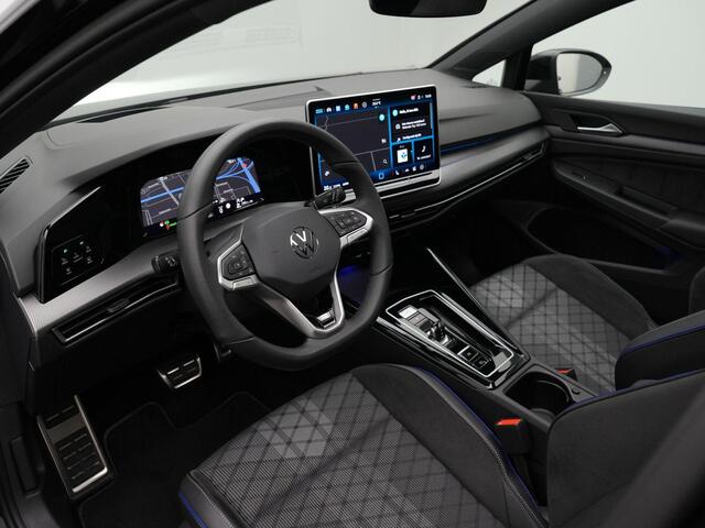 Volkswagen GOLF 1.5 eTSI 150 pk DSG R-Line Edition | Panoramadak | IQ Light | Head-up display | Stuur-/stoelverwarming | Achteruitrijcamera