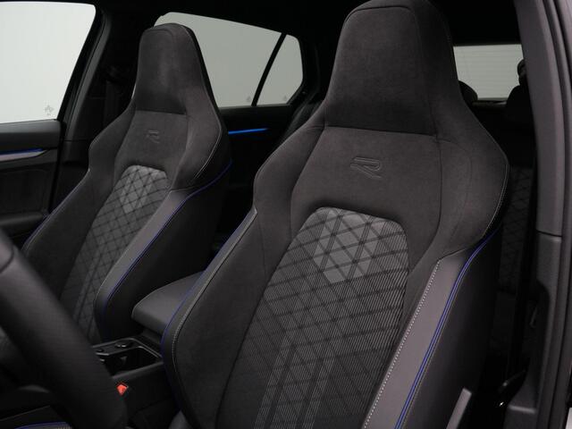 Volkswagen GOLF 1.5 eTSI 150 pk DSG R-Line Edition | Panoramadak | IQ Light | Head-up display | Stuur-/stoelverwarming | Achteruitrijcamera