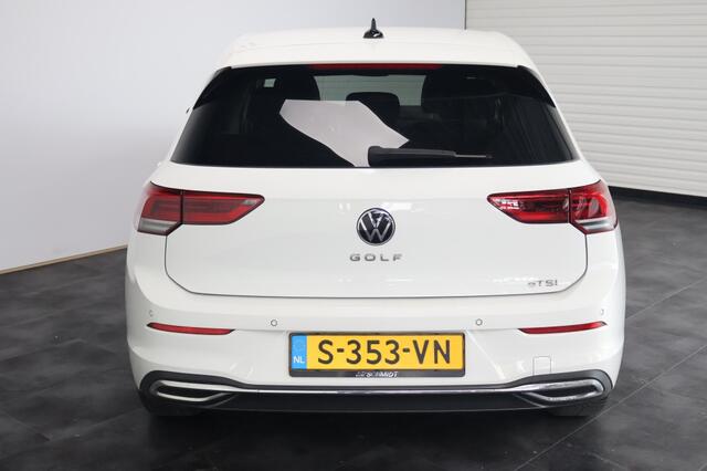 Volkswagen GOLF 1.5 eTSI Style Automaat | LED | Navigatie | Sfeerverlichting