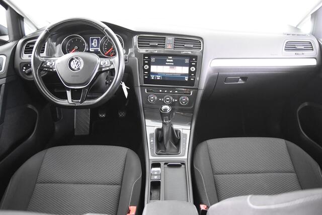 Volkswagen GOLF 1.0 TSI Comfortline *Navigatie*Airco*Carplay*