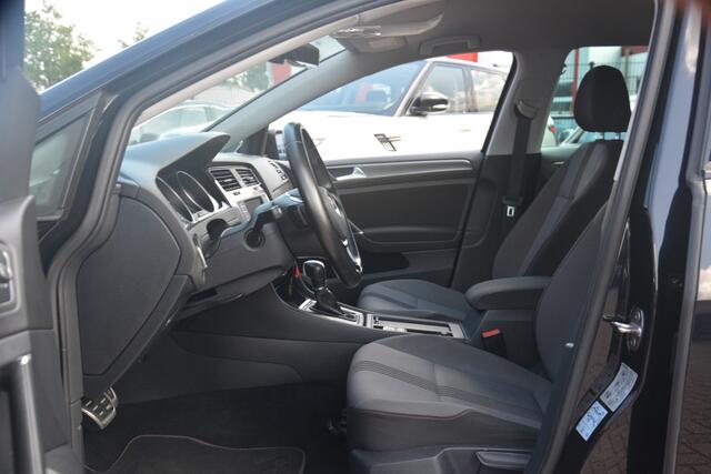 Volkswagen GOLF 1.2 TSI | Navigatie | Automaat | Cruise-control | Stoelverwarming | Clima | PDC |
