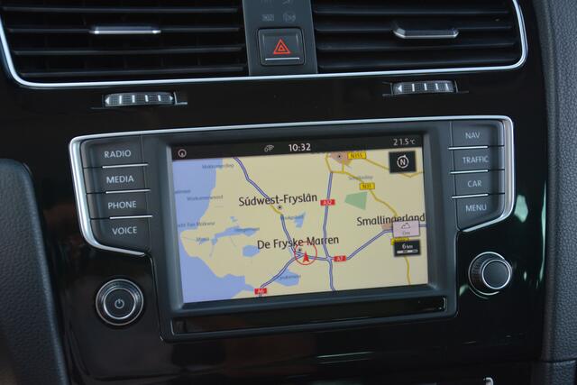 Volkswagen GOLF 1.2 TSI | Navigatie | Automaat | Cruise-control | Stoelverwarming | Clima | PDC |