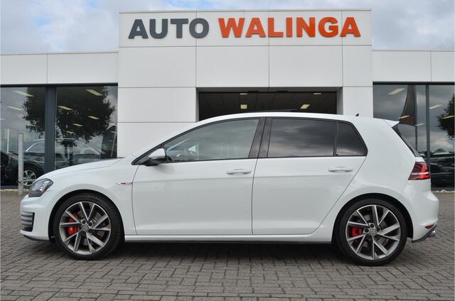 Volkswagen GOLF 2.0 TSI GTI Performance Pano | Carplay | a.Camera | Keyless | LED koplampen | DSG | 18'' LMV