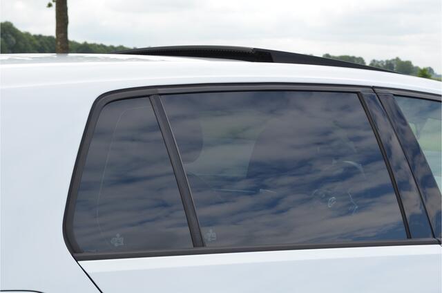 Volkswagen GOLF 2.0 TSI GTI Performance Pano | Carplay | a.Camera | Keyless | LED koplampen | DSG | 18'' LMV