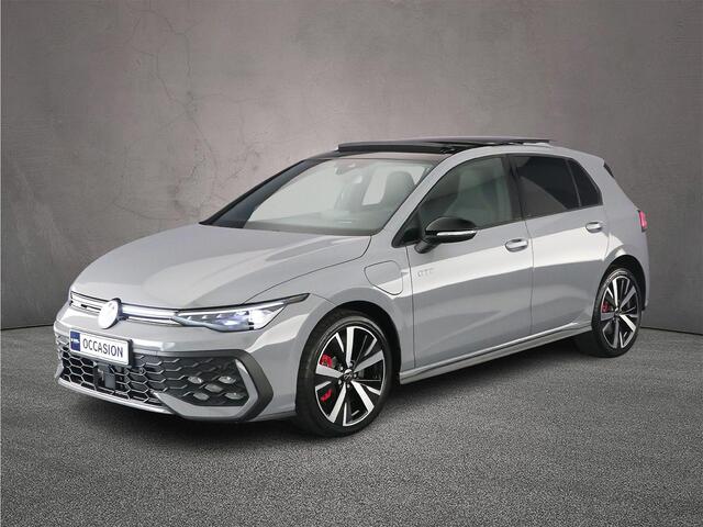 Volkswagen GOLF GTE 1.5 TSI eHybrid 272pk DSG Automaat Panoramadak, Black Style, Head up display, Adaptive cruise control, LED matrix koplampen, Achteruitrijcamera, Navigatie