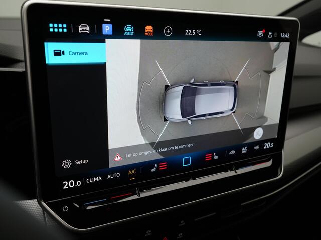 Volkswagen GOLF 1.5 eTSI 150 pk DSG Style Edition 50 | IQ Light | Panoramadak | Rondomzicht camera | Head-up Display | Stoel-/stuurverwarming | 18 inch