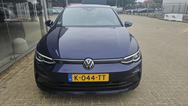 Volkswagen GOLF 1.5 eTSI R-Line