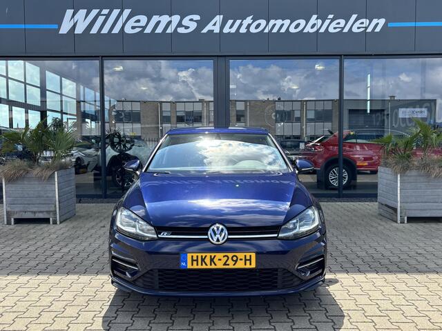 Volkswagen GOLF 1.5 TSI Highline Business R Navigatie, Stoelverwarming & Adaptive Cruise