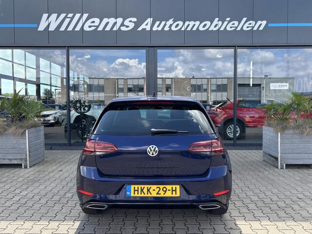 Volkswagen GOLF 1.5 TSI Highline Business R Navigatie, Stoelverwarming & Adaptive Cruise