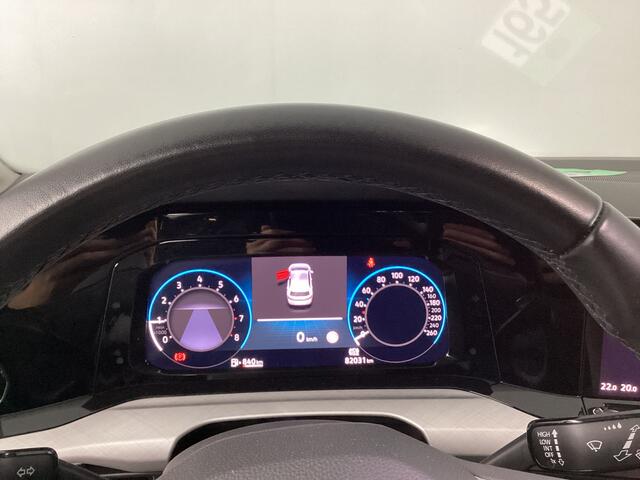 Volkswagen GOLF 1.0 TSI Life | LMV | PDC | Getint glas |