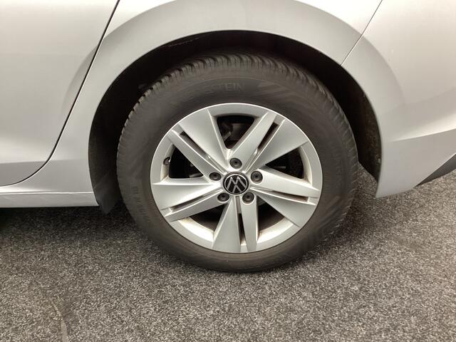 Volkswagen GOLF 1.0 TSI Life | LMV | PDC | Getint glas |