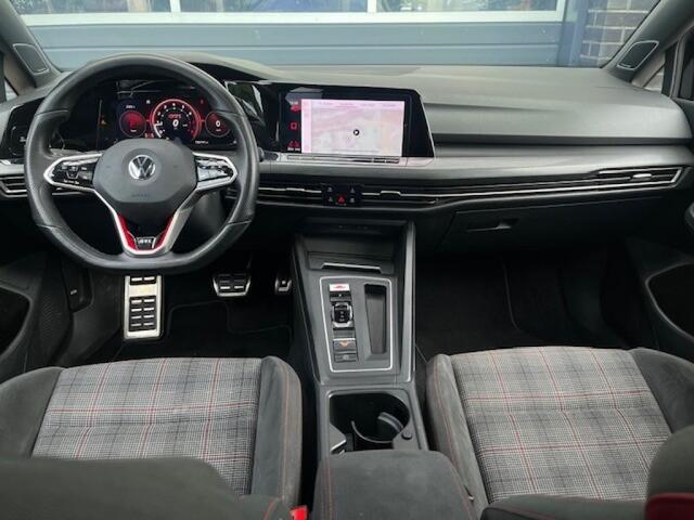 Volkswagen GOLF 2.0 TSI GTI - PANO - MATRIX - HARMAN KARDON