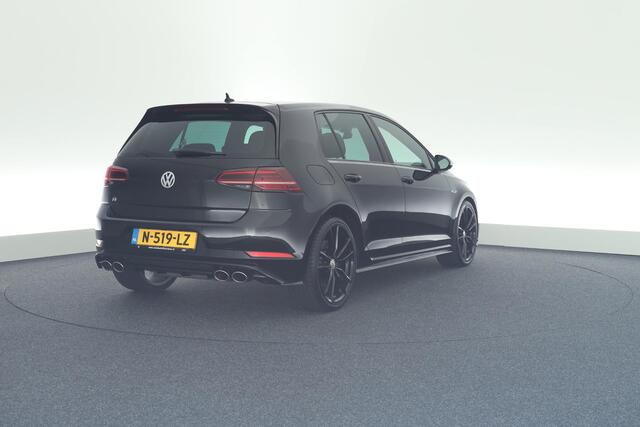 Volkswagen GOLF R 2.0 TSI 310pk DSG 4Motion Keyless Dynaudio Virtual Cockpit Stoelverwarming Navigatie