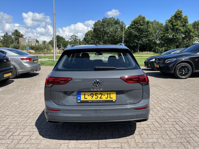 Volkswagen GOLF Variant 1.0 eTSI Life