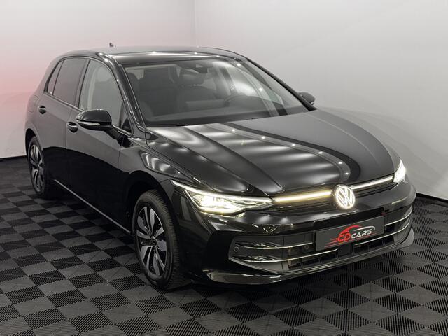 Volkswagen GOLF 8.5 1.5 TSI GOAL Edition Half leder, Camera, Navi, Winterpakket, Virtual desk, Sfeerverlichting, Keyless start, Cruise control