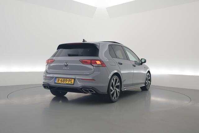 Volkswagen GOLF 1.5 eTSI R-Line | Pano | Camera | IQ. Light | Dodehoekdet. | Carplay & Android Auto | Keyless