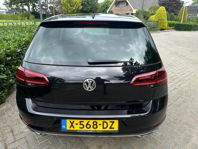 Volkswagen GOLF 1.5 TSI Highline DSG7 Led / ACC / Winterpakket